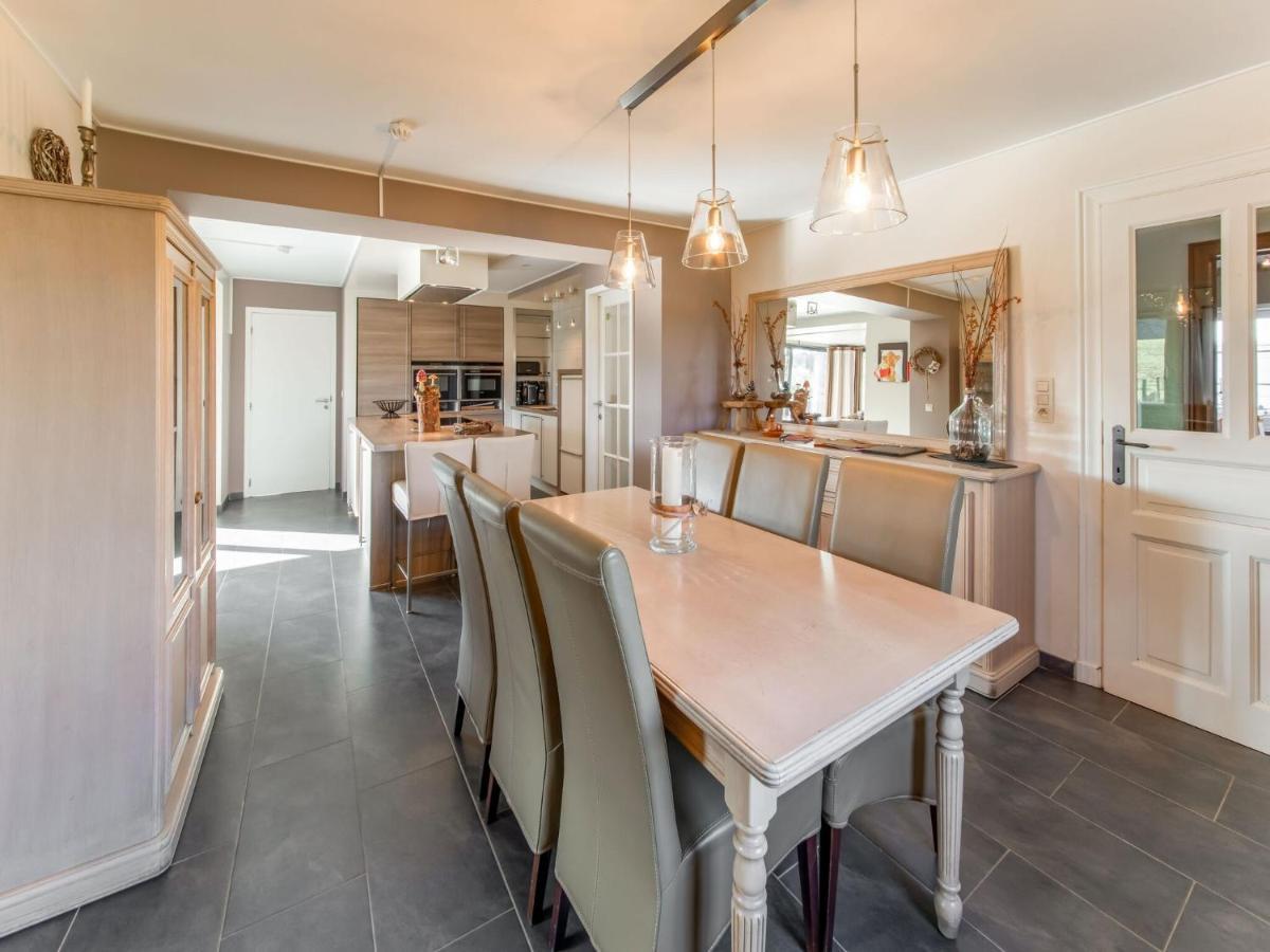 Luxurious House With Sauna In A Farm In Bastogne Eksteriør billede